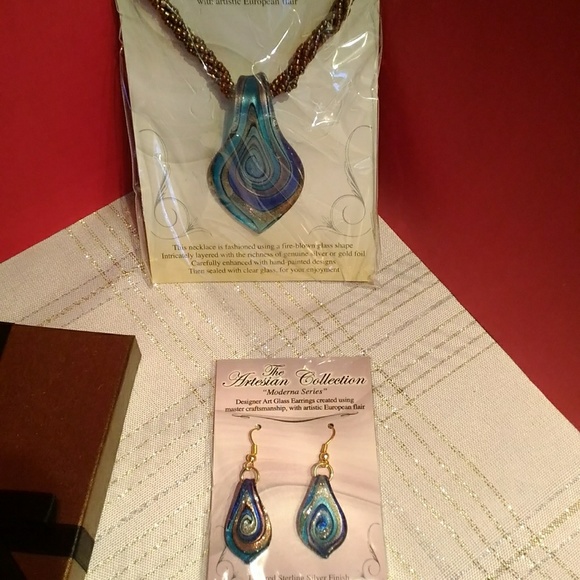 The Artisan Collection Necklace and Earrings NIB! - Picture 5 of 5